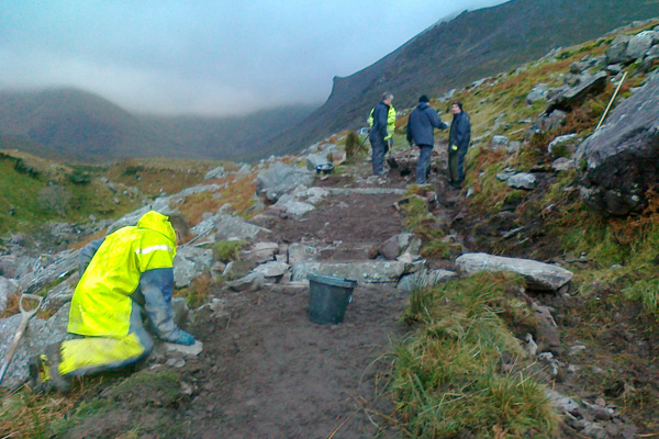 mountain path maintenance reeks kerry